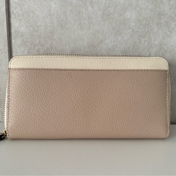 Kate spade purse & matching wallet. - Picture 7 of 8